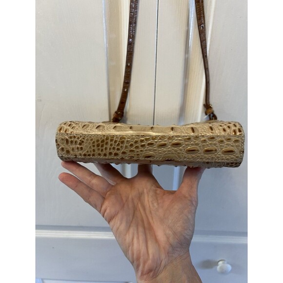 Brahmin Manhattan Croc Embossed Crossbody Bag Beige/brown / Tan - Picture 4 of 8